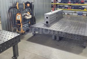 Упрочненный сварочный стол